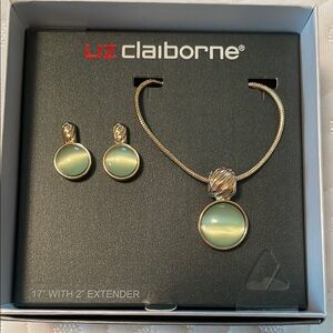 Liz Claiborne Gold and Green Necklace